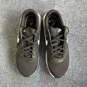 Nike AIRMAX women shoes (size 10)